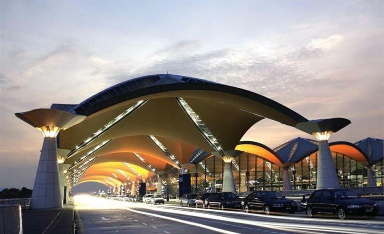 E&A Homestay Klia/ Sepang/ Nilai Zewnętrze zdjęcie