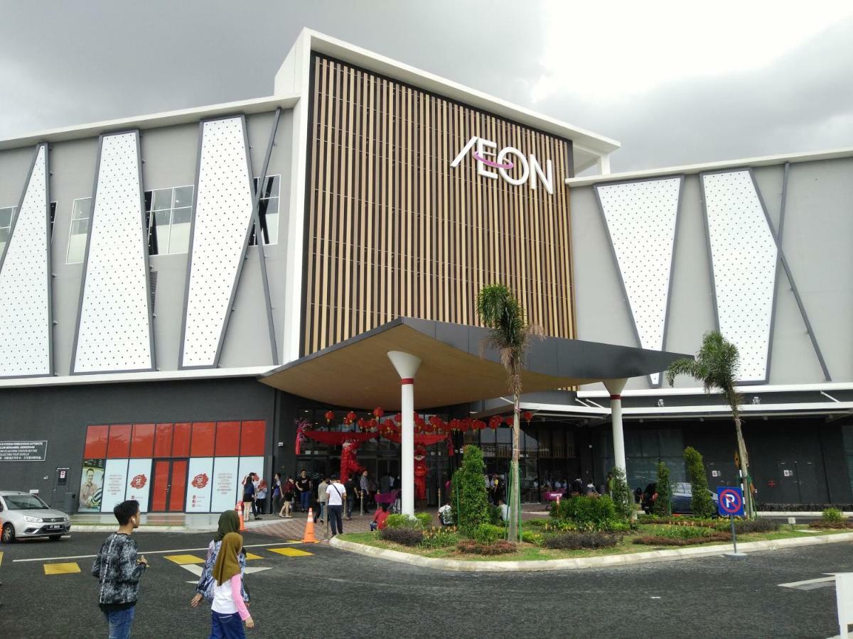 E&A Homestay Klia/ Sepang/ Nilai Zewnętrze zdjęcie