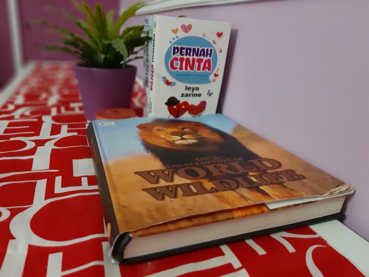 E&A Homestay Klia/ Sepang/ Nilai Zewnętrze zdjęcie